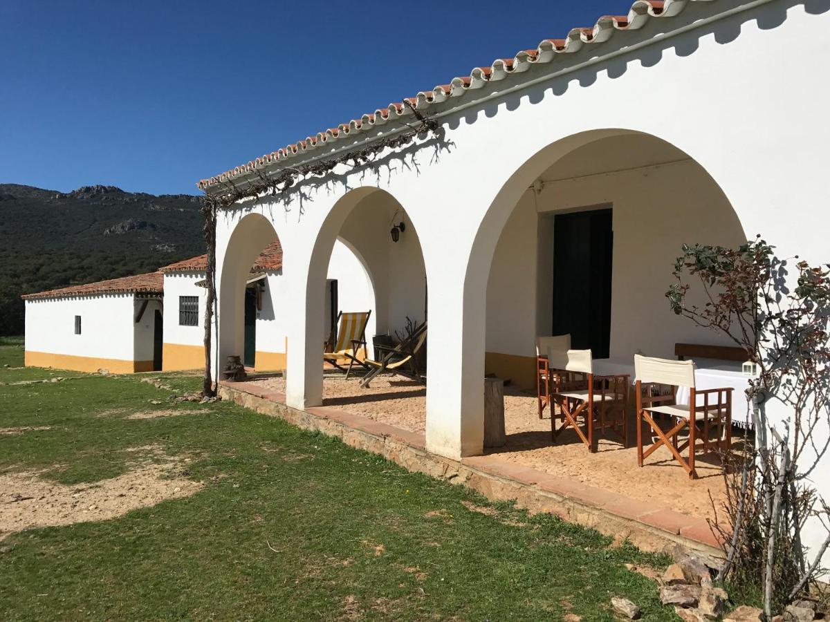 Casa Rural De La Finca Sierra Grande Hornachos Dış mekan fotoğraf